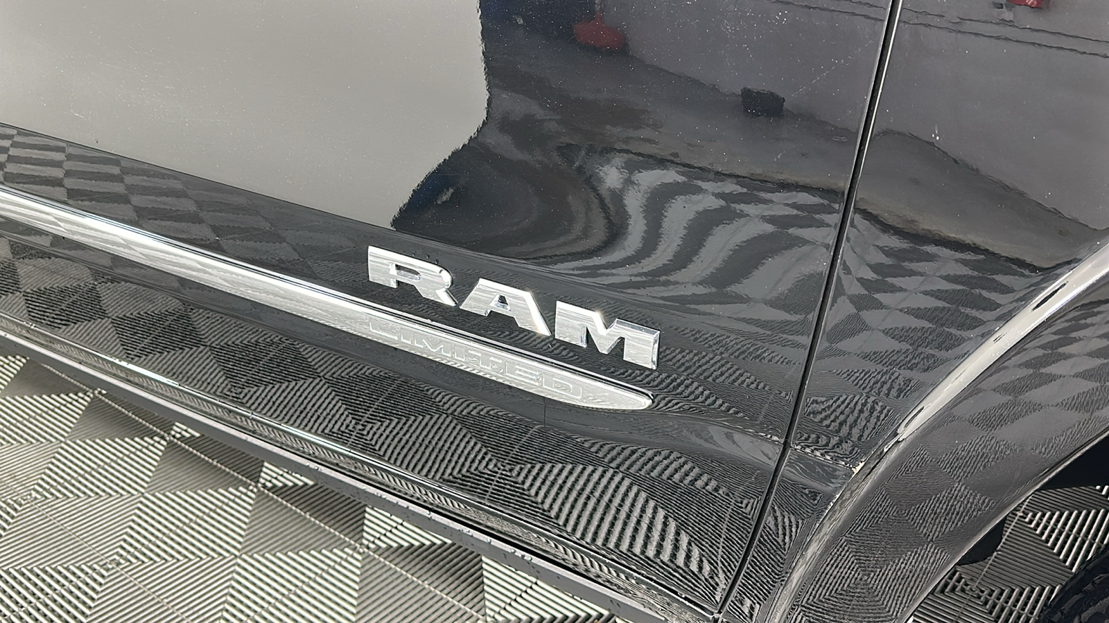 2023 Ram 1500 Limited 4