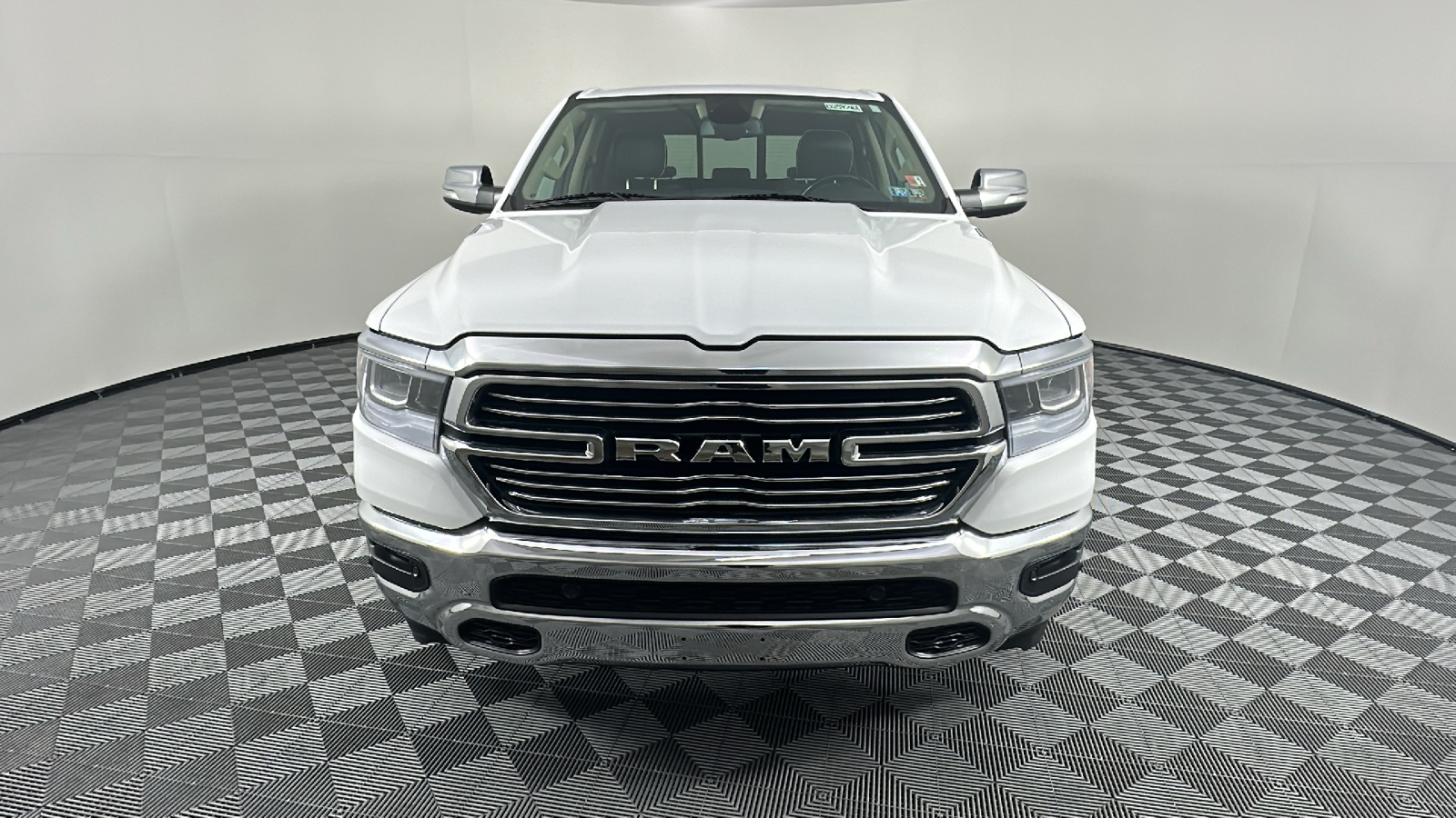 2020 Ram 1500 Laramie 4