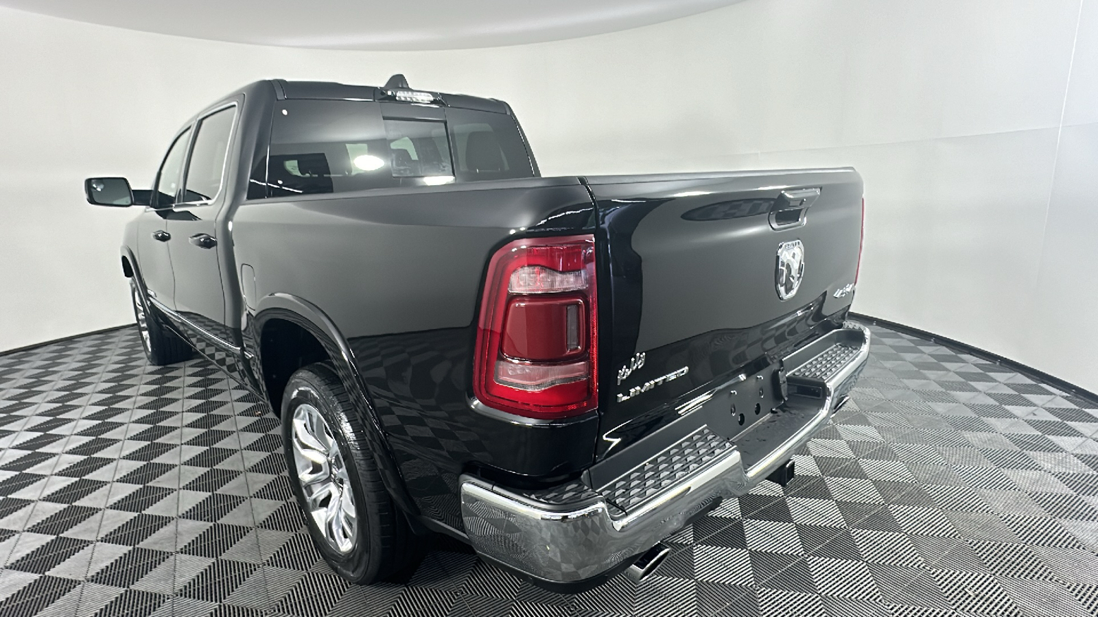 2023 Ram 1500 Limited 13