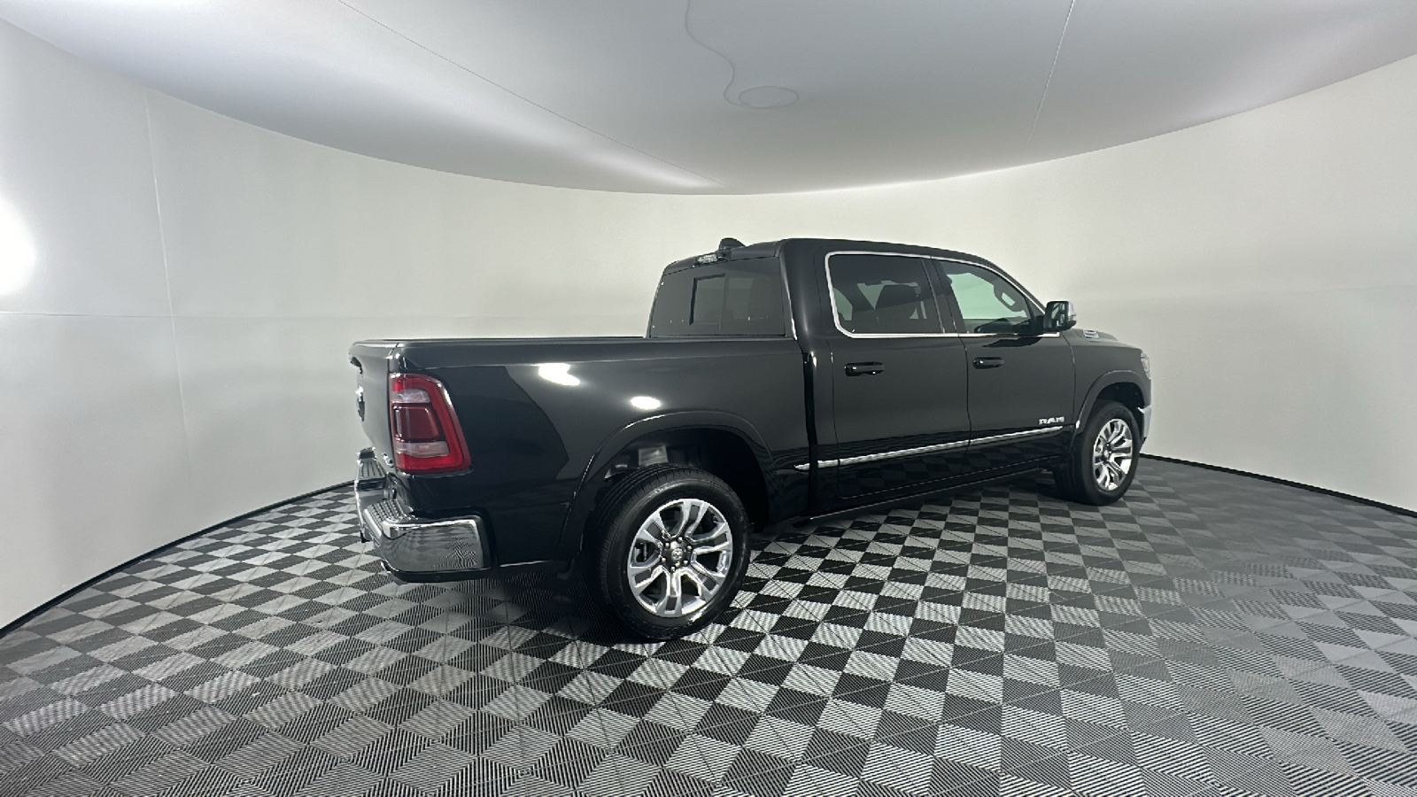 2023 Ram 1500 Limited 18