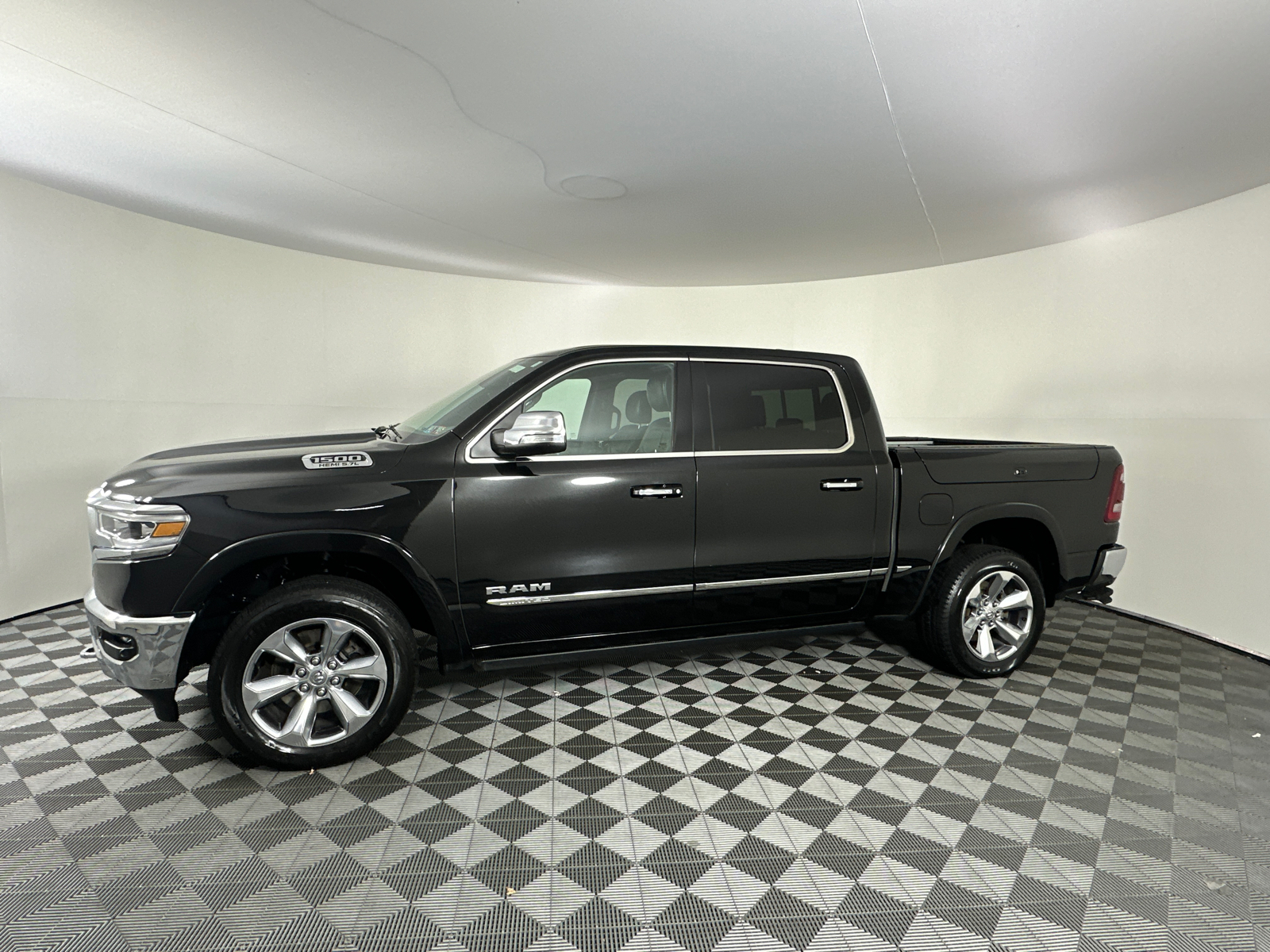 2020 Ram 1500 Limited 9