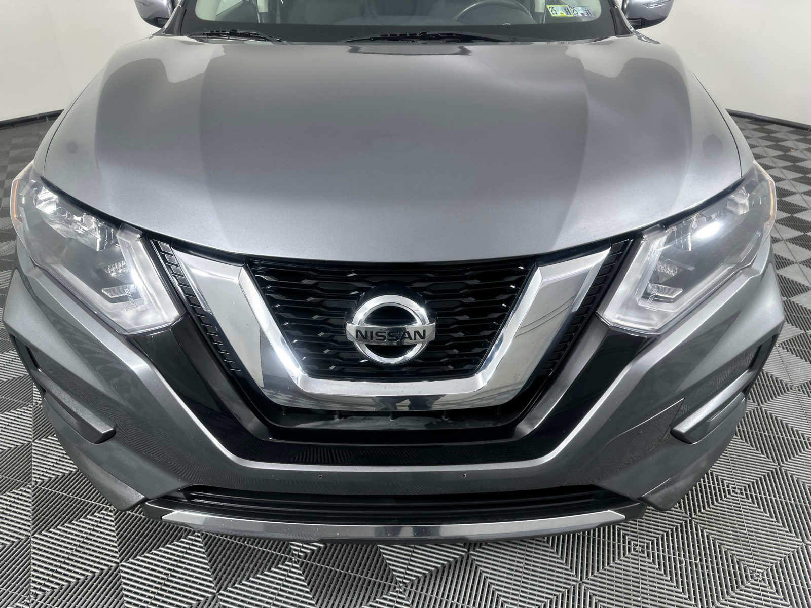 2017 Nissan Rogue SV 5