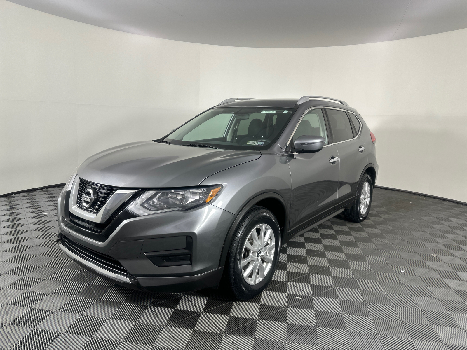 2017 Nissan Rogue SV 6