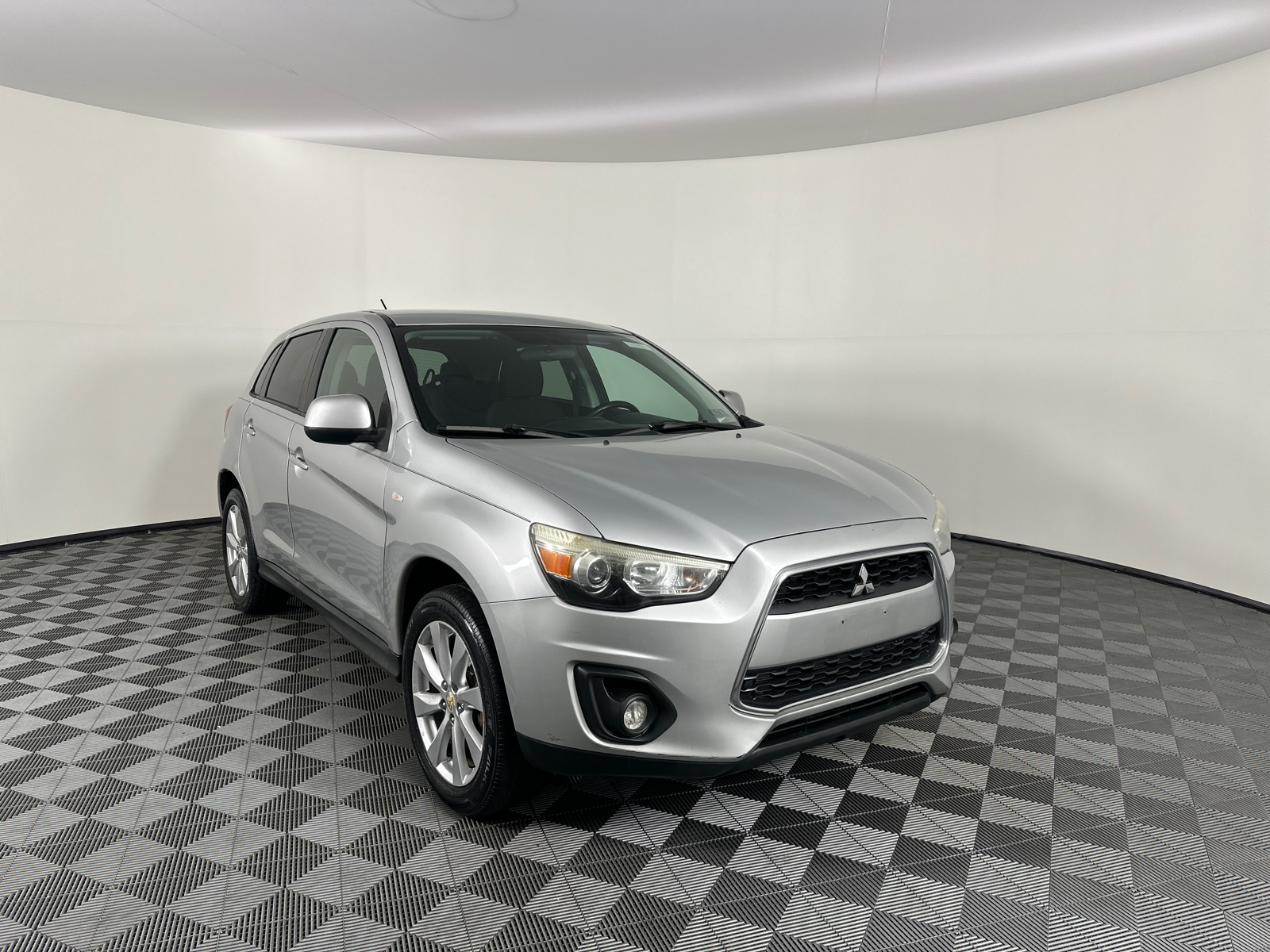 2013 Mitsubishi Outlander Sport ES 1