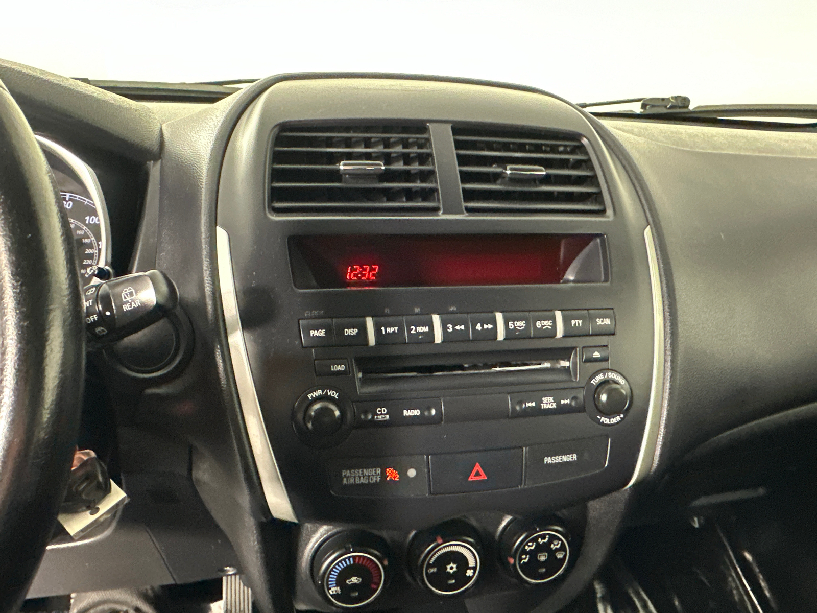 2013 Mitsubishi Outlander Sport ES 38