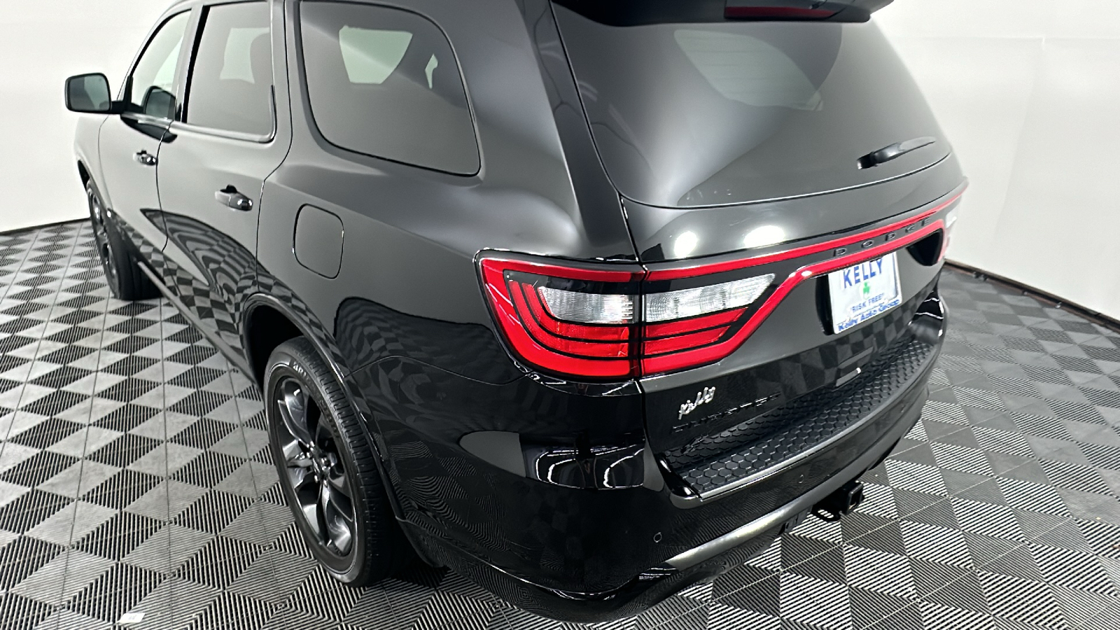 2021 Dodge Durango SXT 12