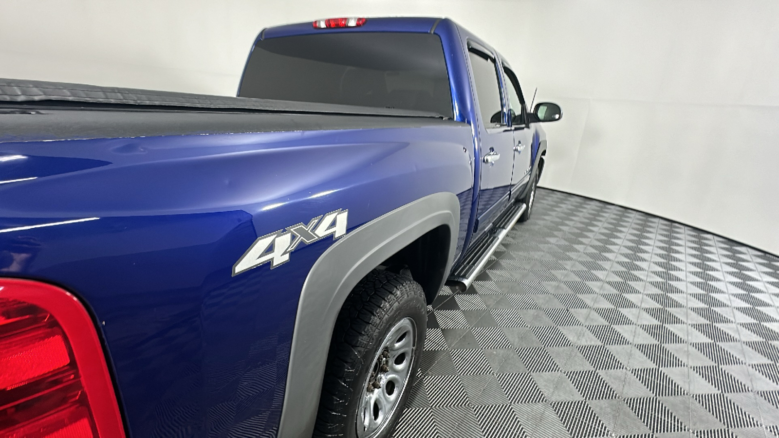 2013 Chevrolet Silverado 1500 LS 16