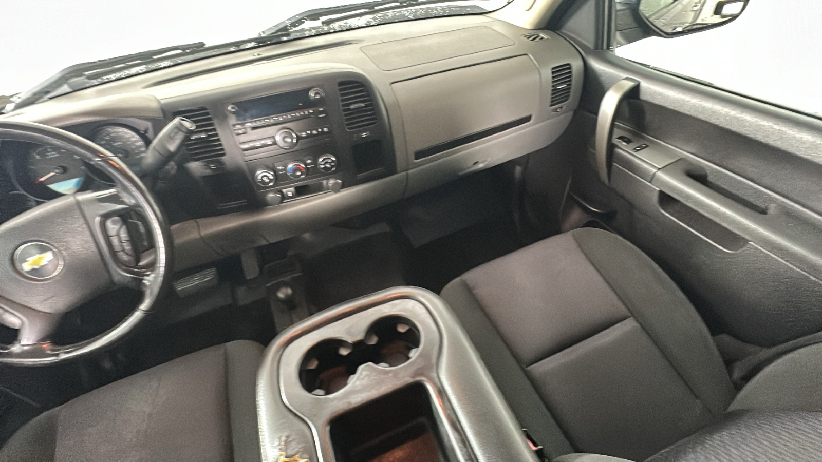 2013 Chevrolet Silverado 1500 LS 26