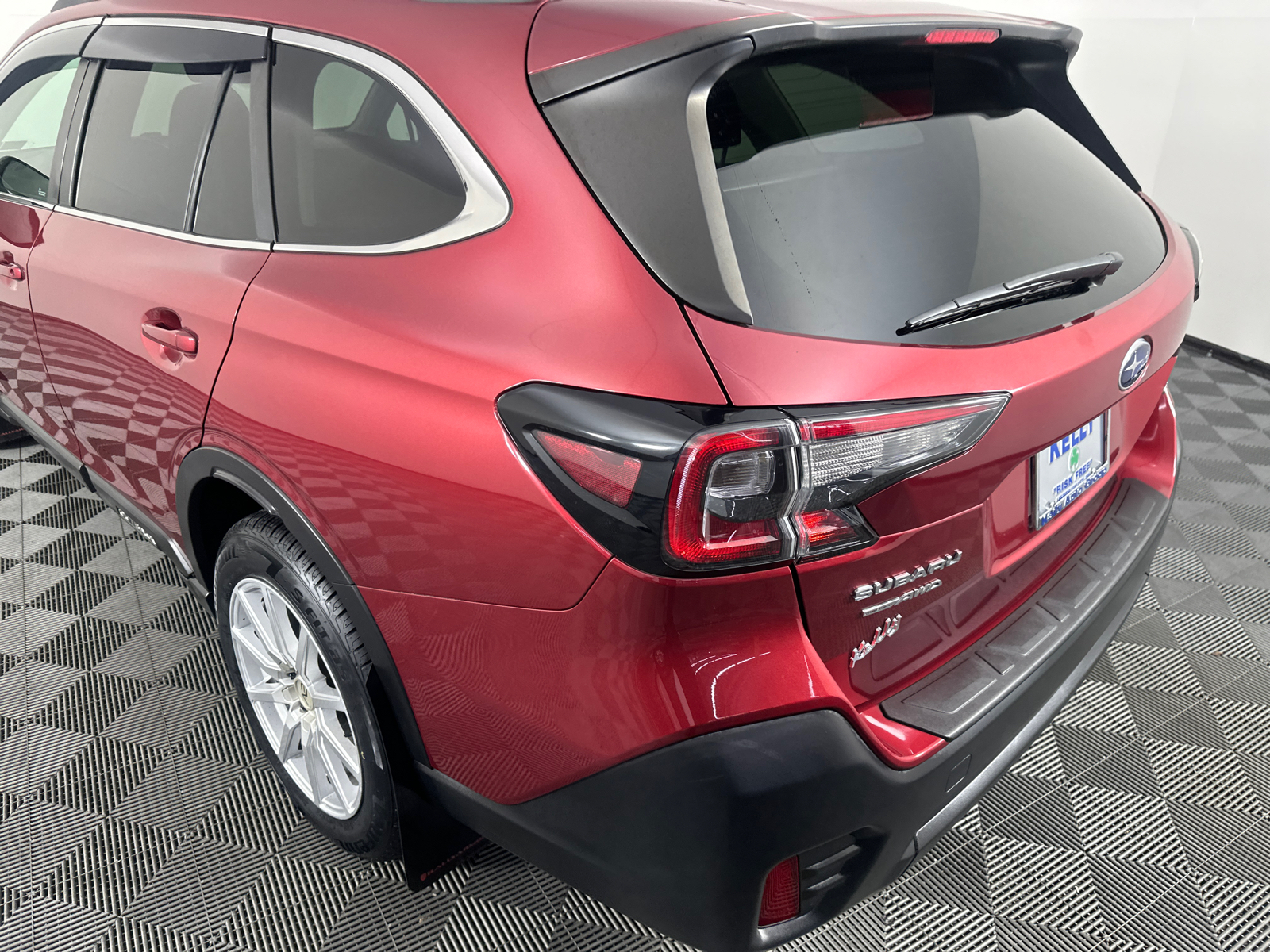 2021 Subaru Outback Premium 12