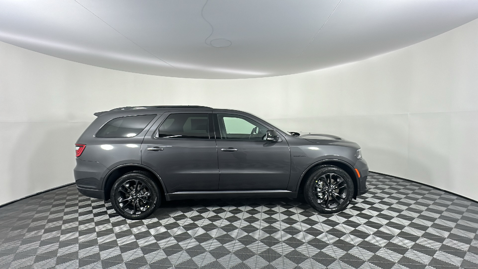 2024 Dodge Durango R/T 19