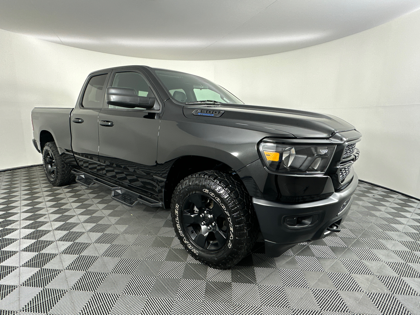 2023 Ram 1500 Tradesman 2