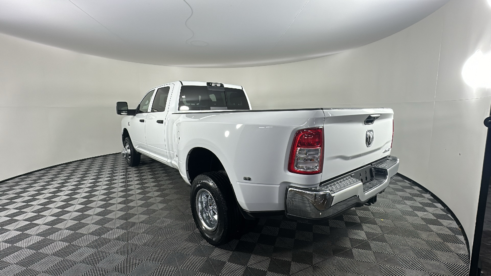 2024 Ram 3500 Tradesman 12