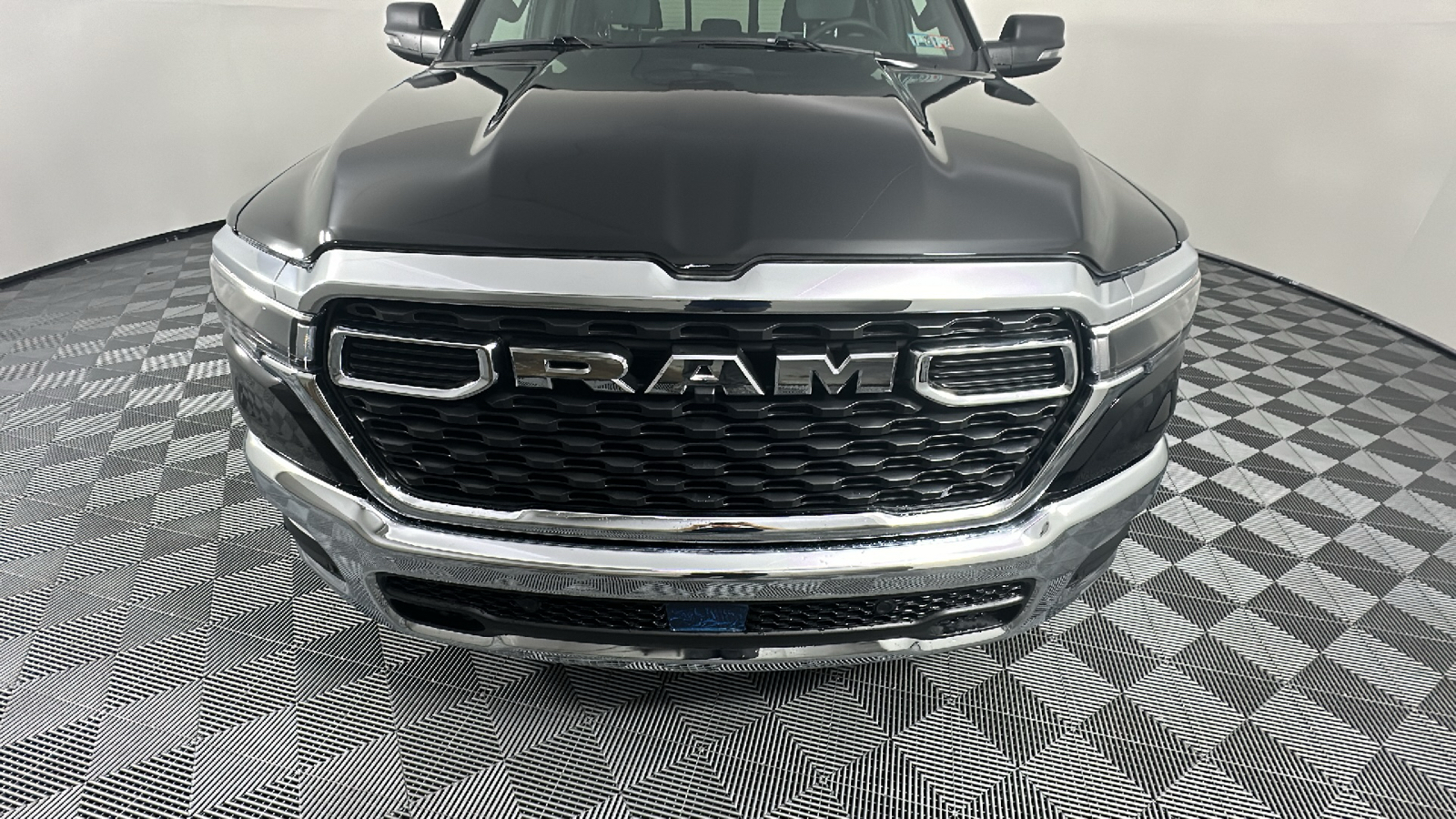 2025 Ram 1500 Big Horn/Lone Star 3