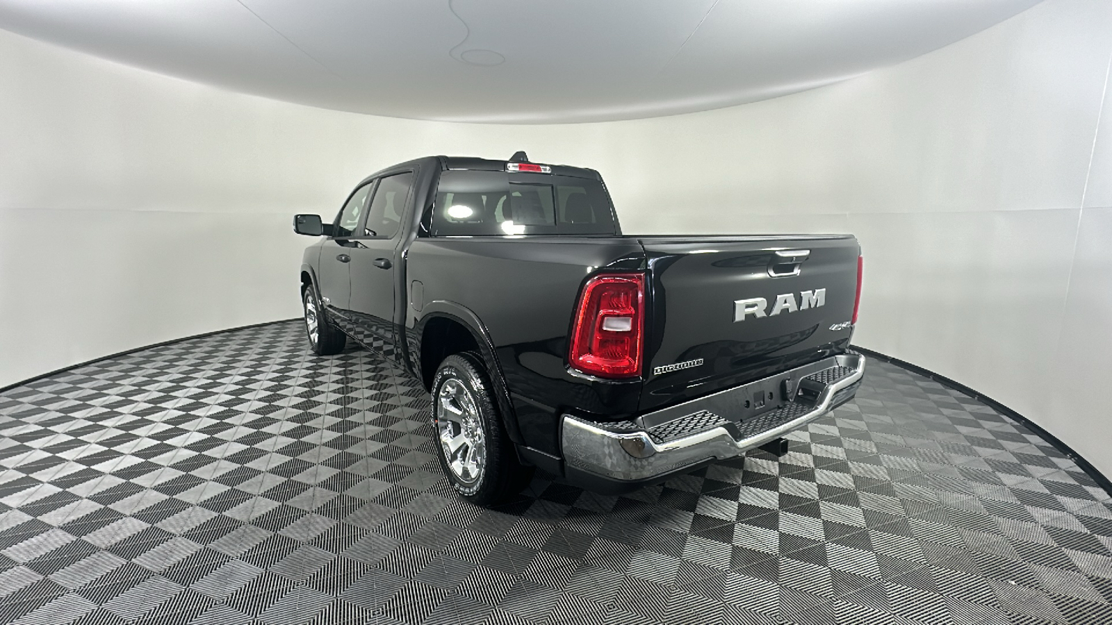 2025 Ram 1500 Big Horn/Lone Star 10