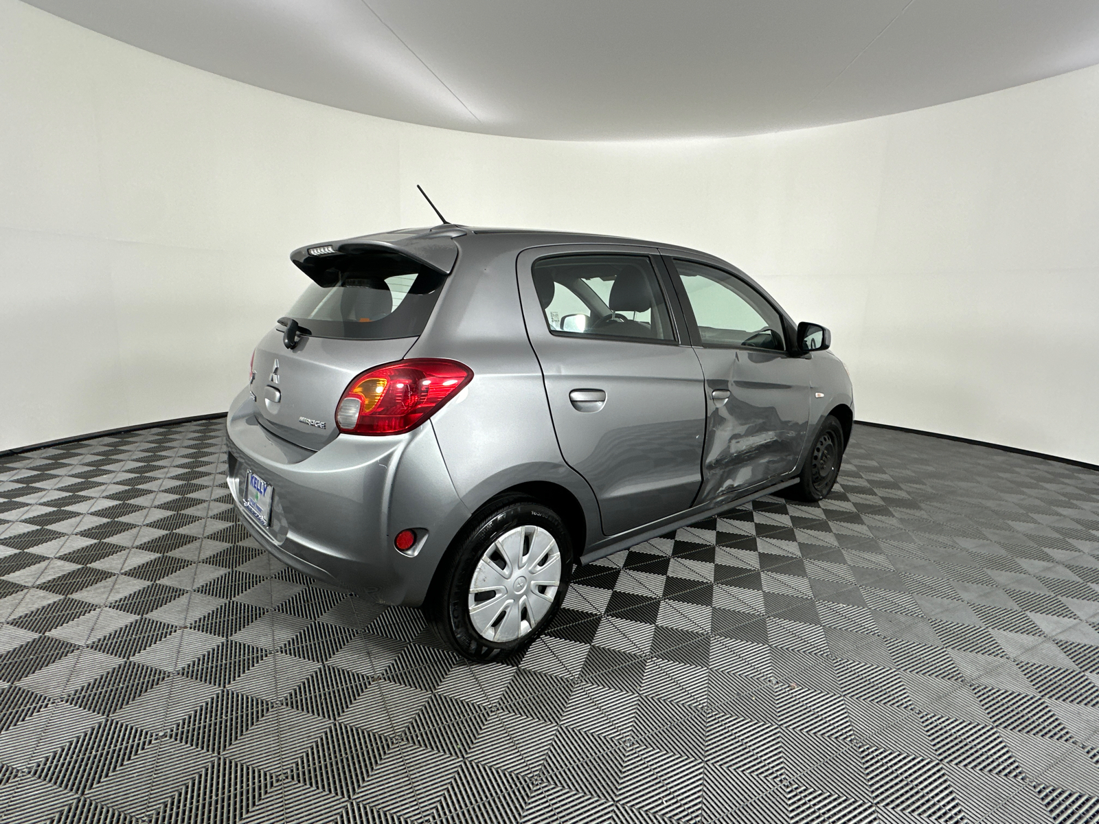 2015 Mitsubishi Mirage DE 14