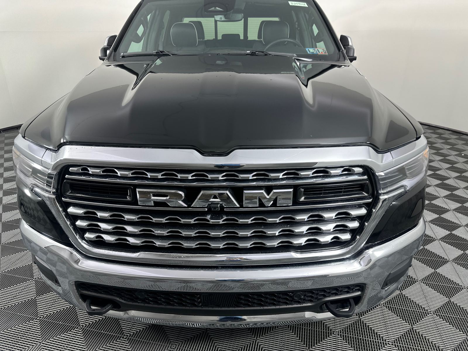 2025 Ram 1500 Limited 3