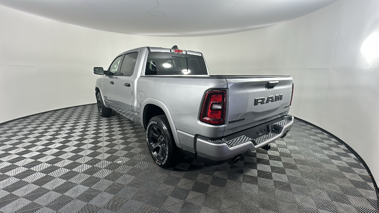 2025 Ram 1500 Big Horn/Lone Star 9