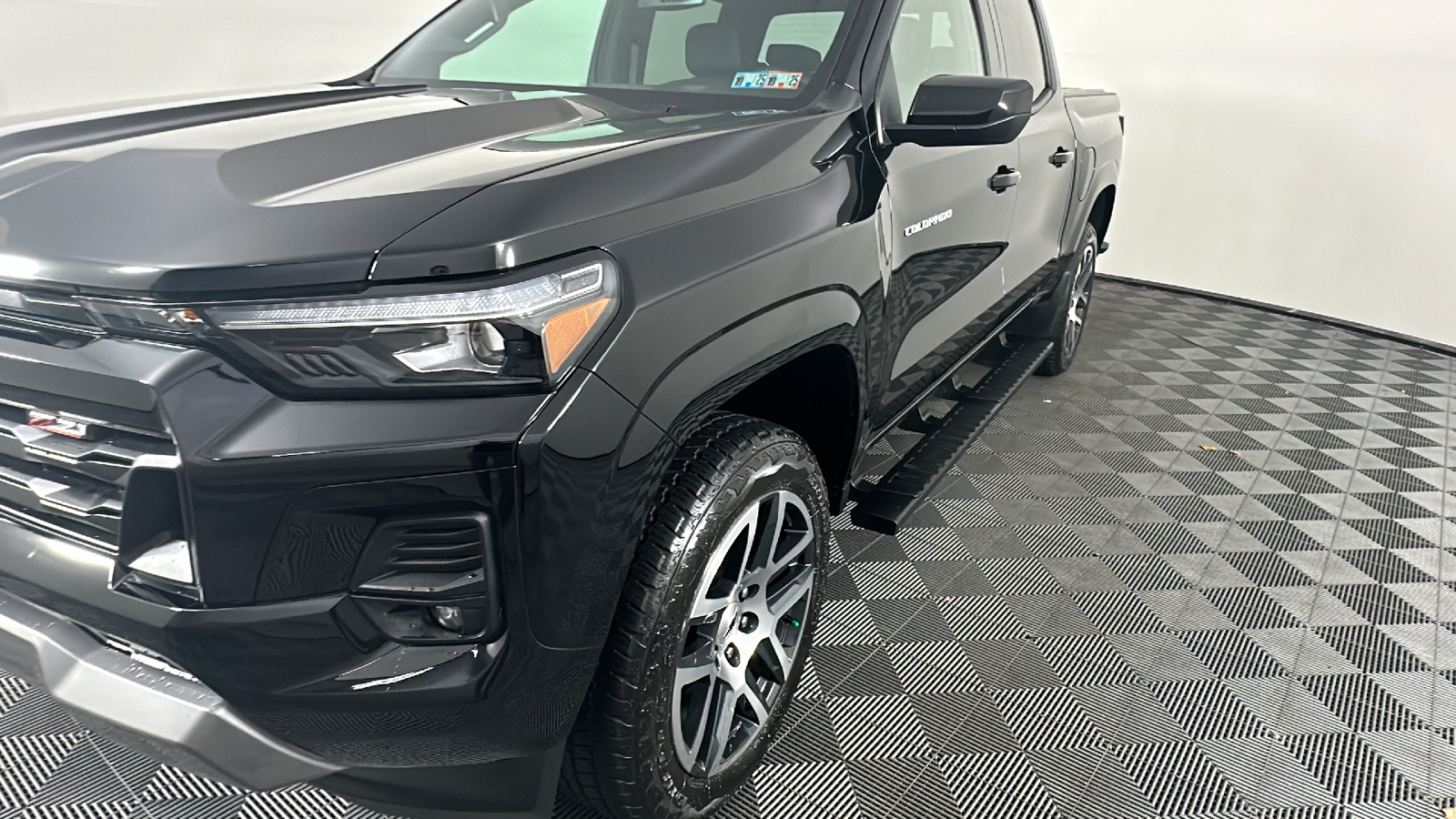 2023 Chevrolet Colorado Z71 7