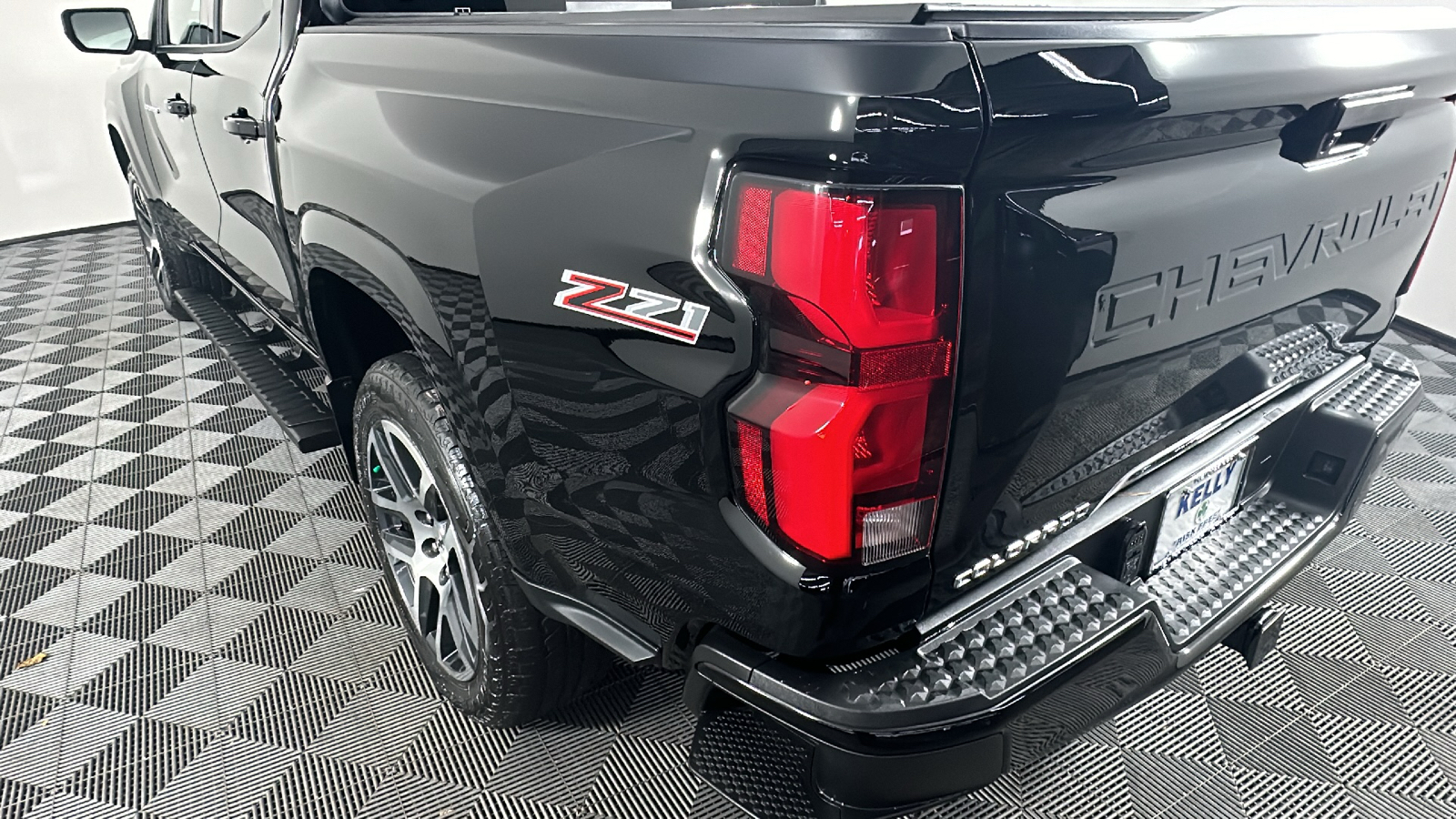 2023 Chevrolet Colorado Z71 11