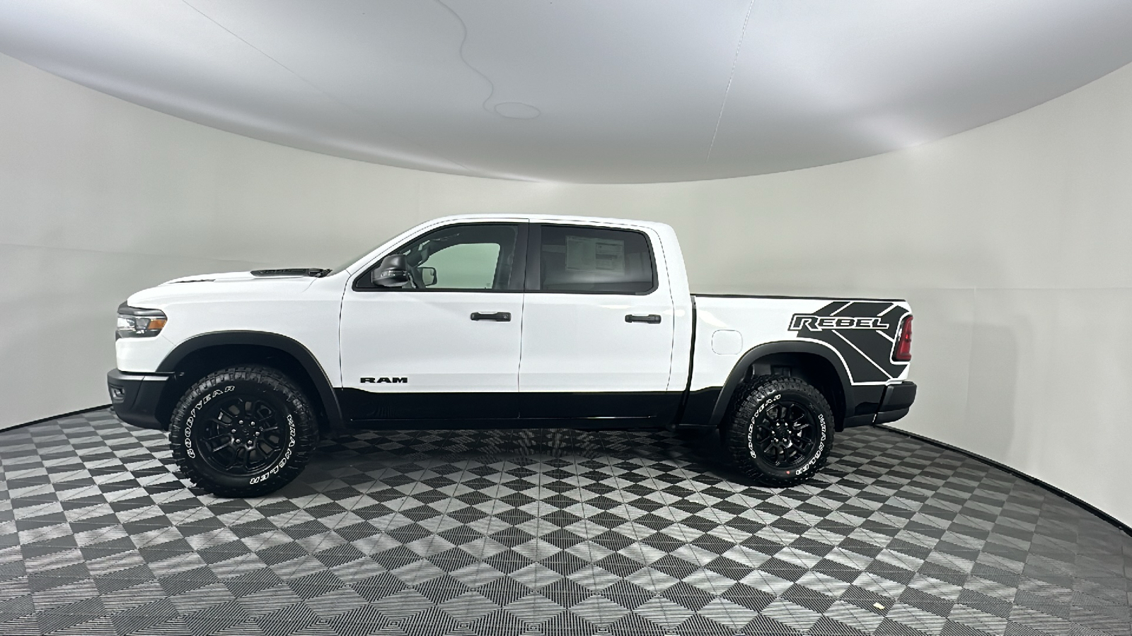 2025 Ram 1500 Rebel 9