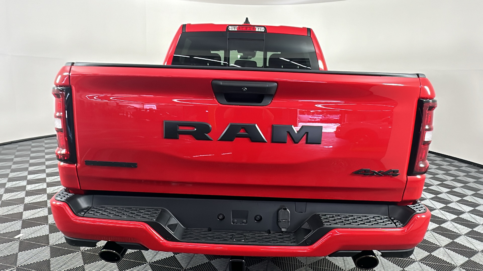 2025 Ram 1500 Big Horn/Lone Star 16