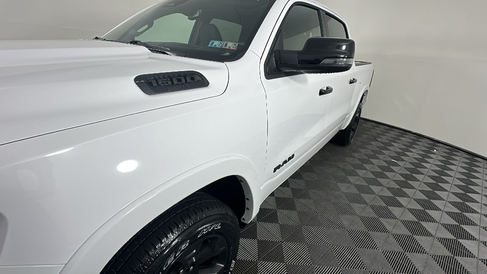 2025 Ram 1500 Big Horn/Lone Star 5