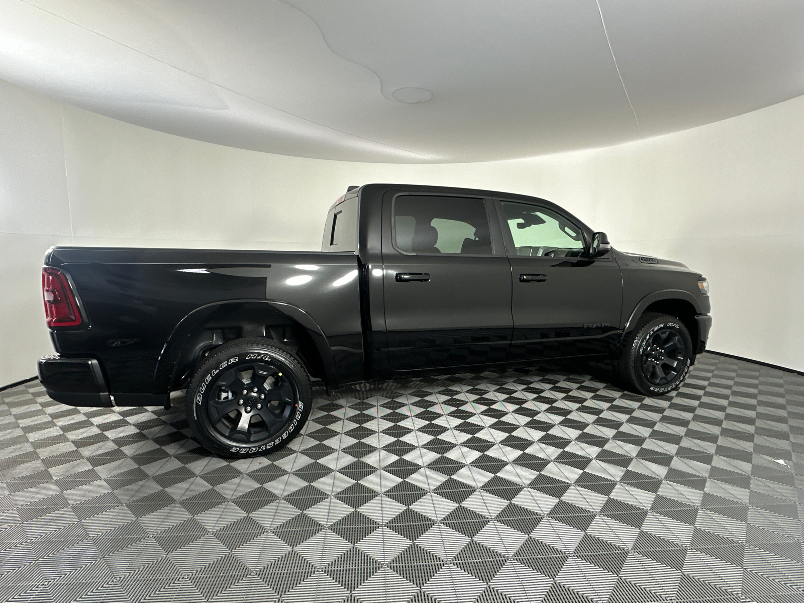 2025 Ram 1500 Big Horn/Lone Star 22