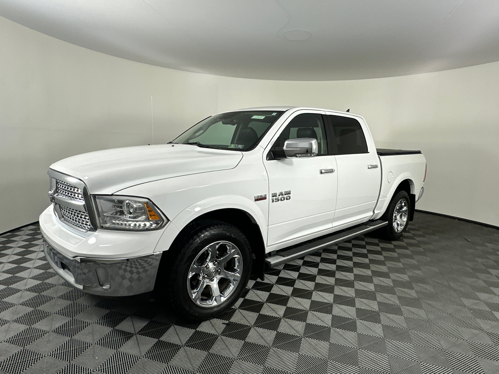 2015 Ram 1500 Laramie 6