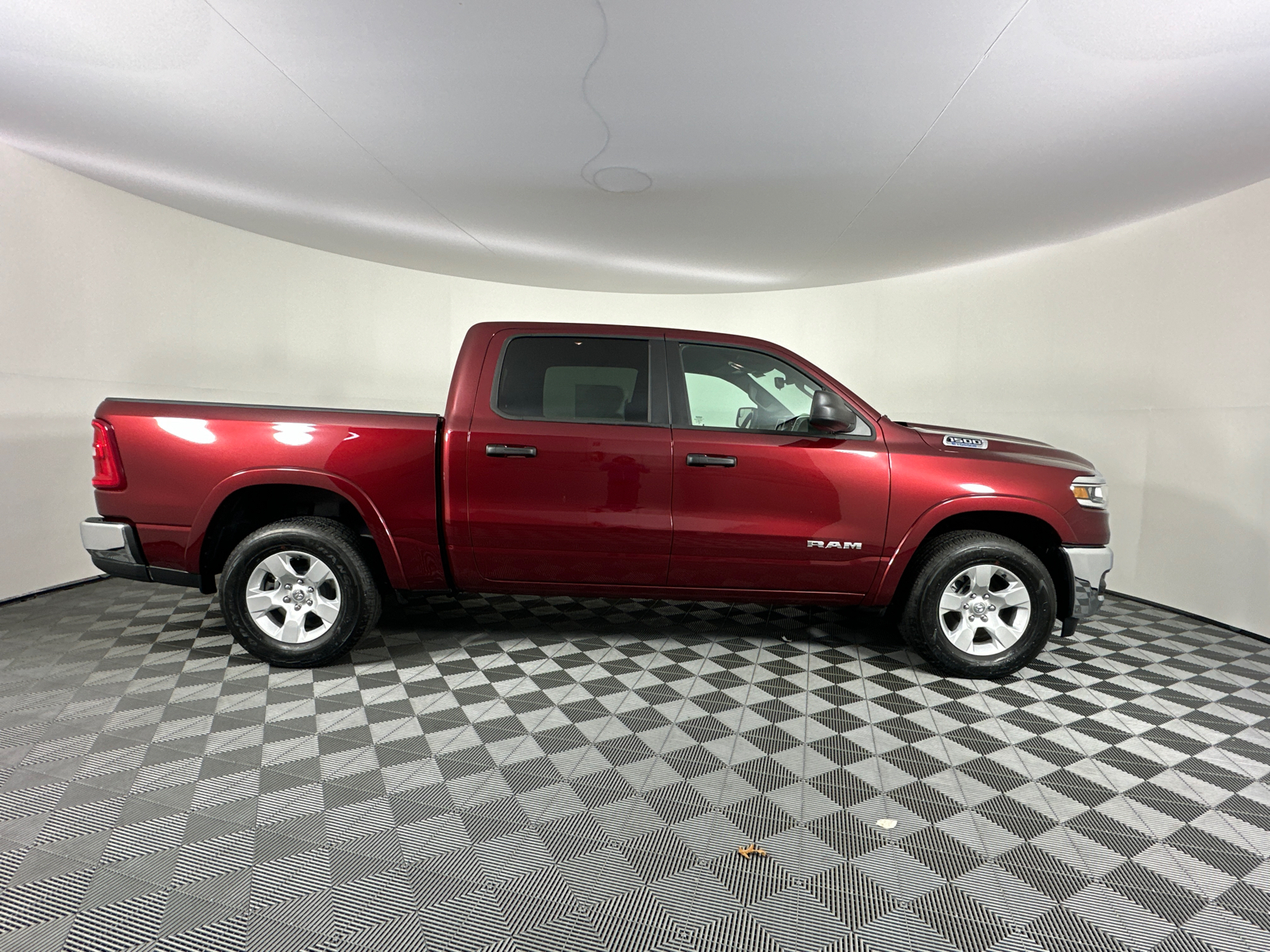 2025 Ram 1500 Big Horn/Lone Star 18