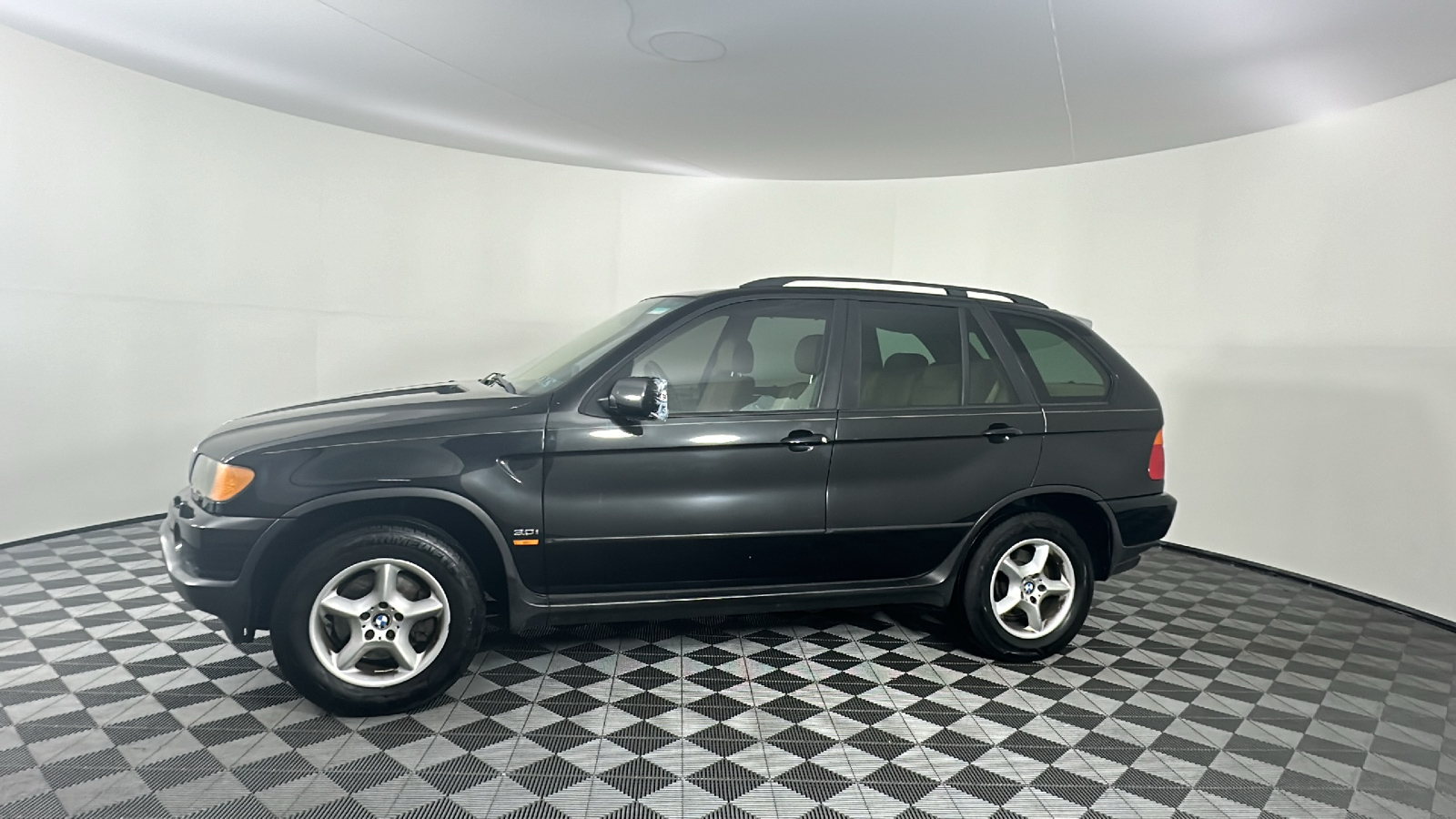 2003 BMW X5 3.0i 9