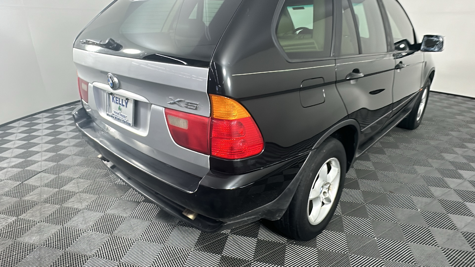 2003 BMW X5 3.0i 19