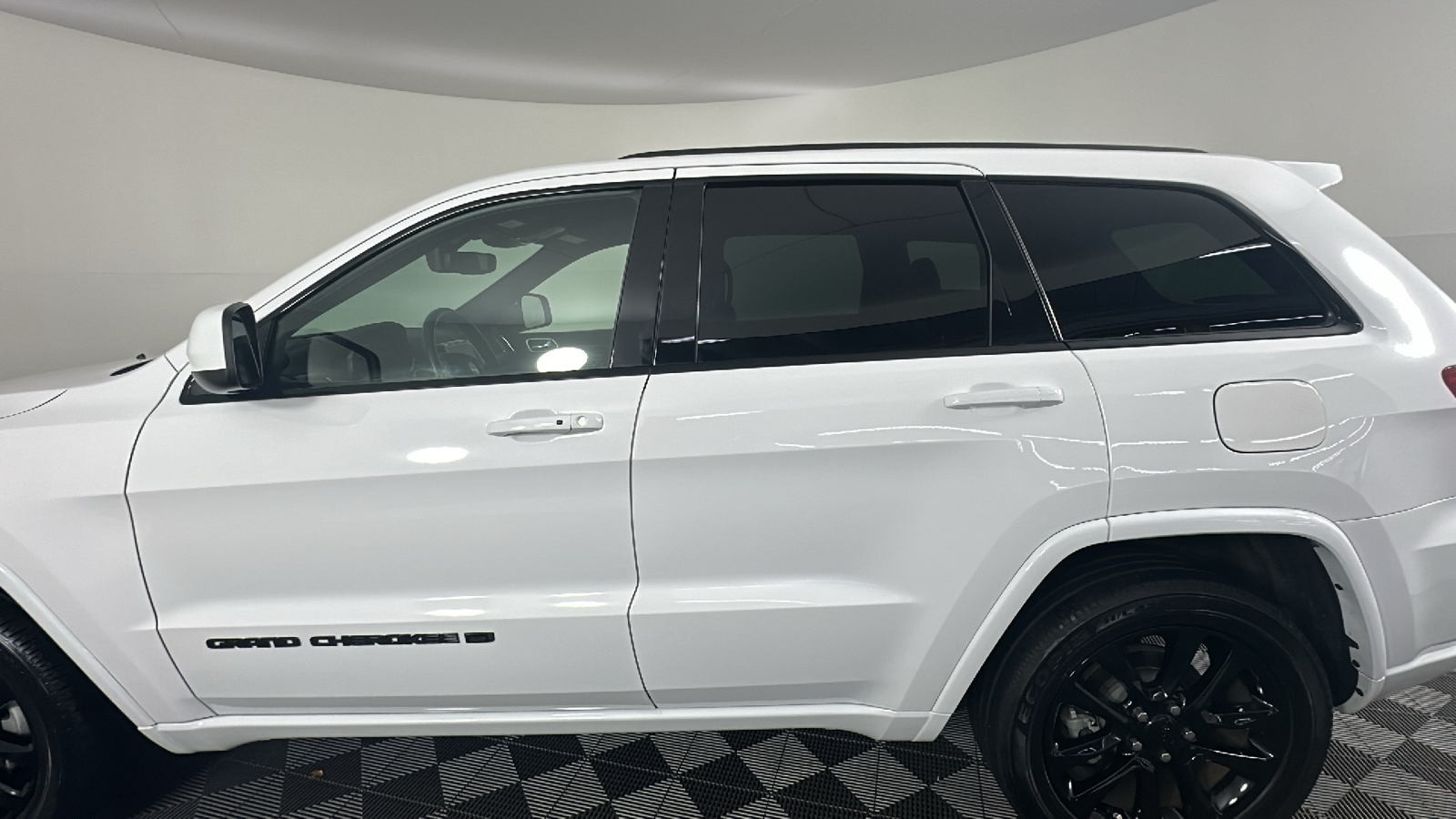 2022 Jeep Grand Cherokee WK Laredo X 11