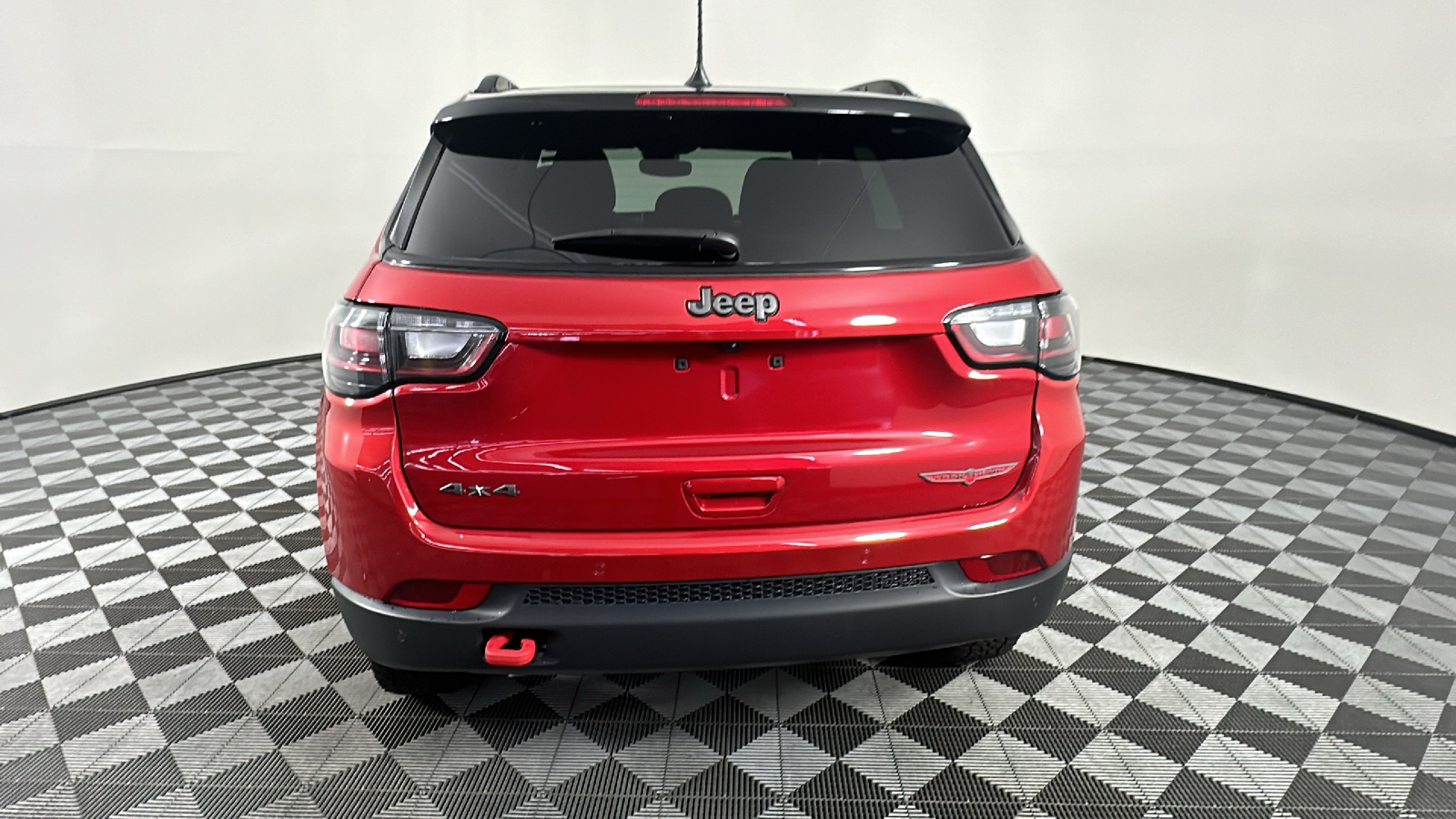 2024 Jeep Compass Trailhawk 15