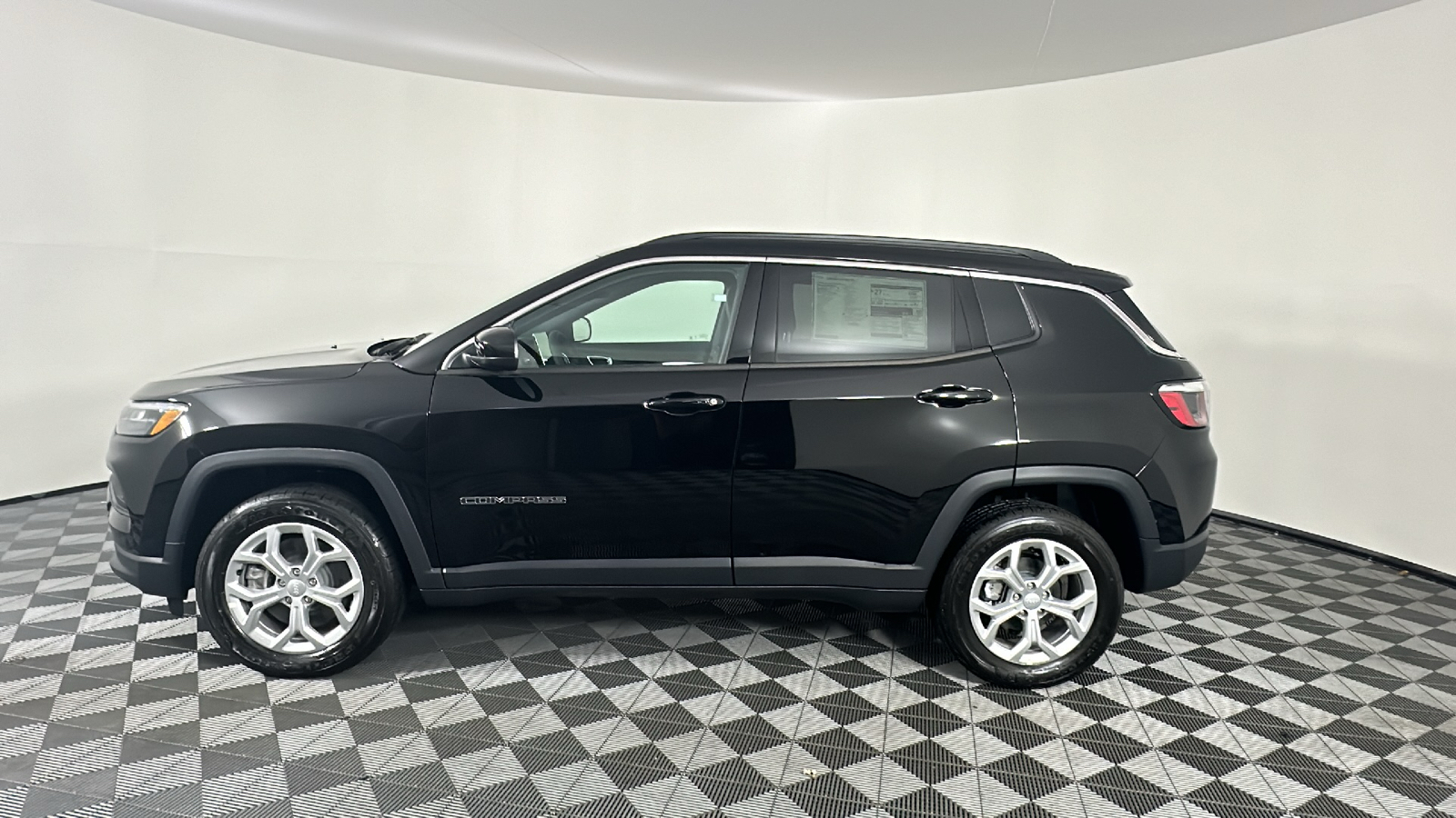 2024 Jeep Compass Latitude 9