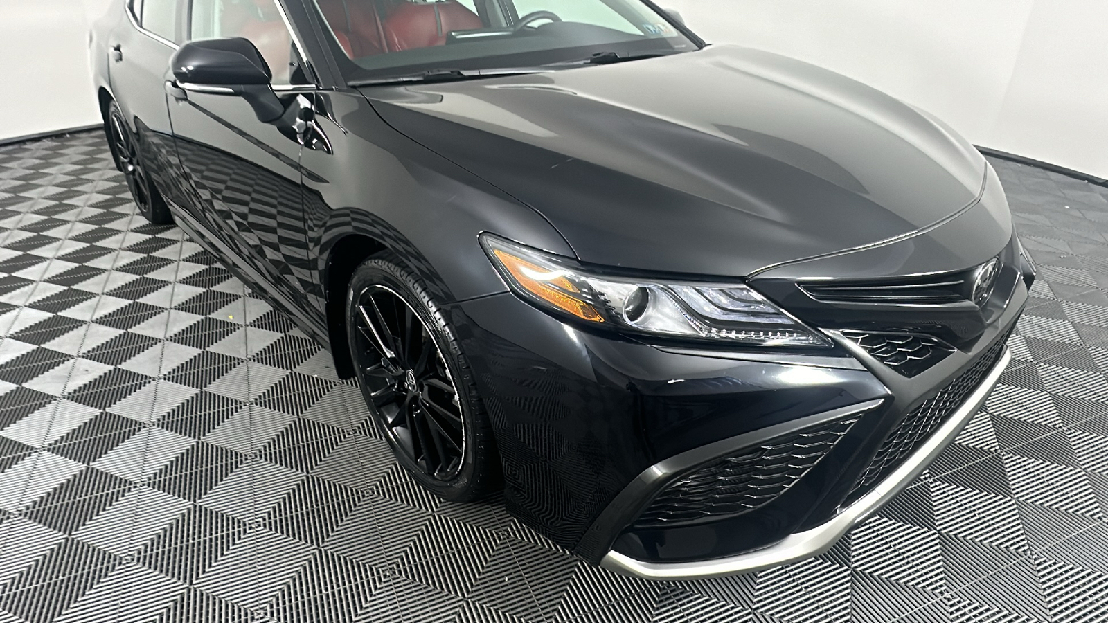 2023 Toyota Camry XSE 2