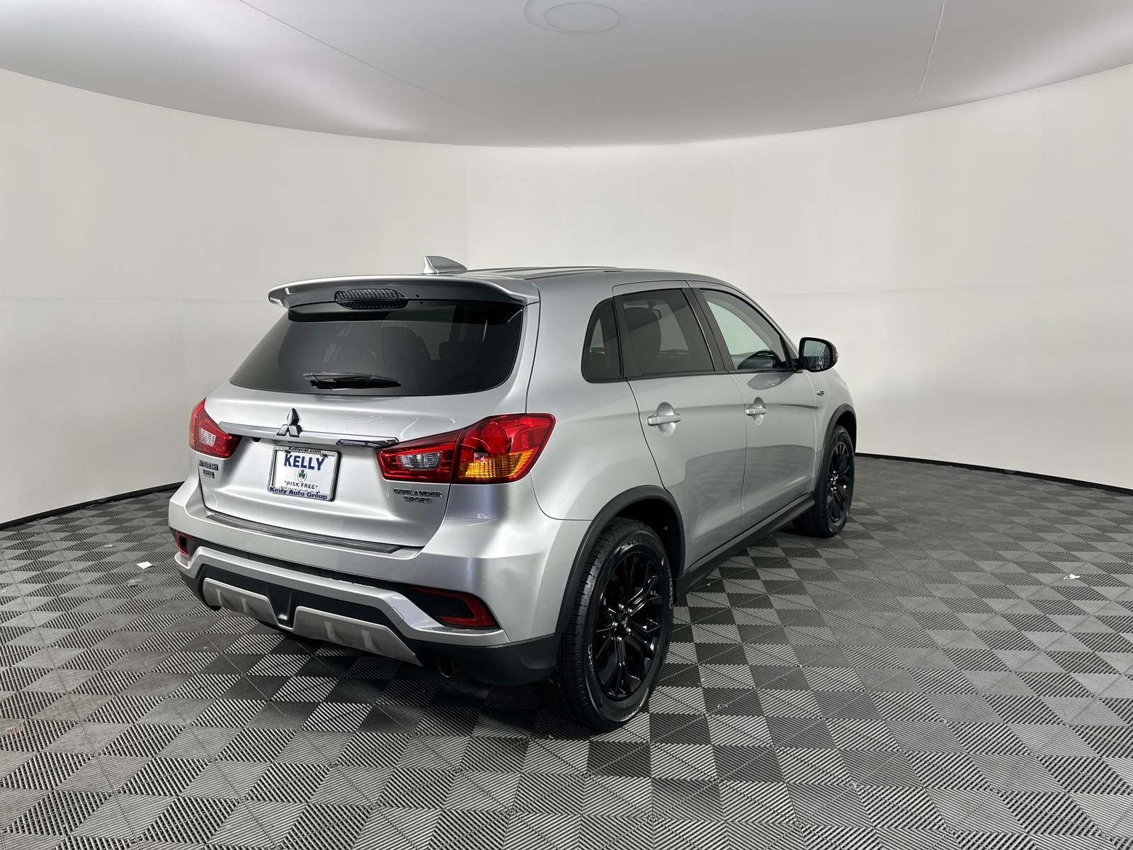 2018 Mitsubishi Outlander Sport ES 17