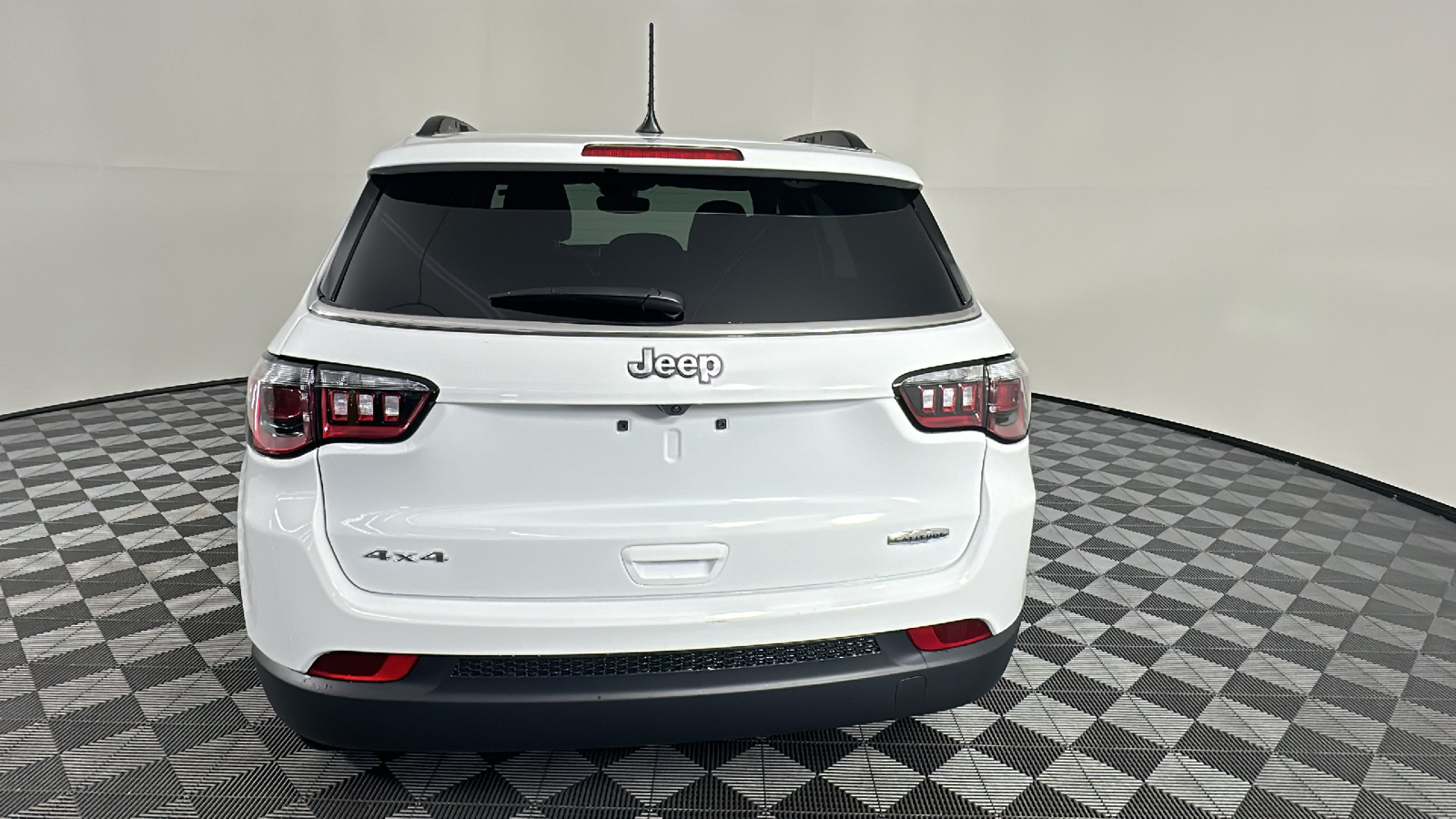 2024 Jeep Compass Latitude 15