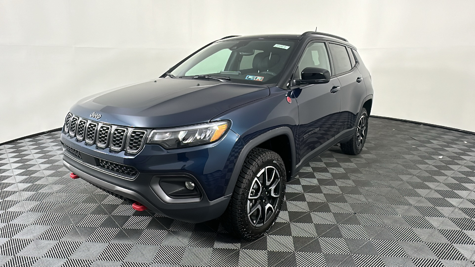 2024 Jeep Compass Trailhawk 6