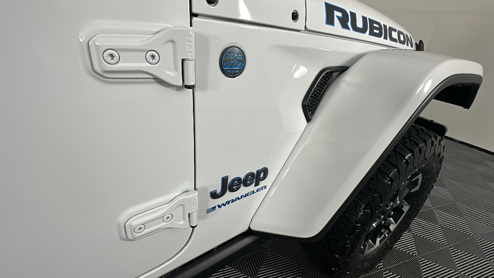 2024 Jeep Wrangler Rubicon X 4xe 11