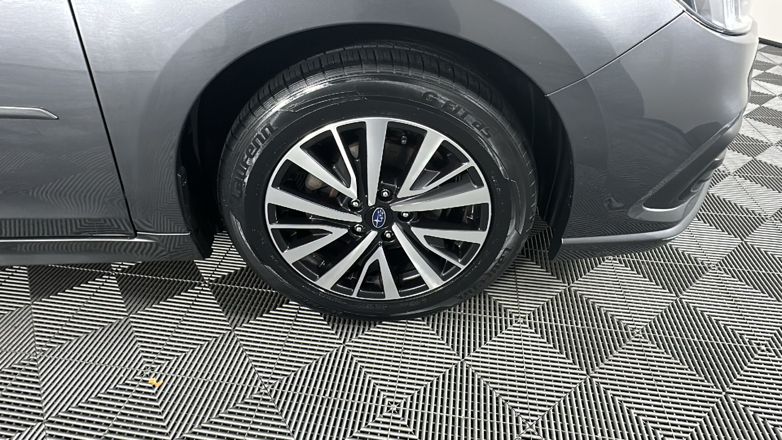 2018 Subaru Legacy 2.5i 3