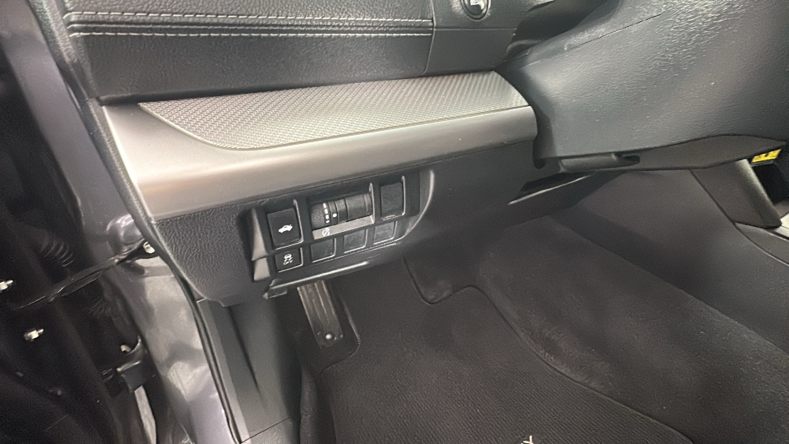 2018 Subaru Legacy 2.5i 34