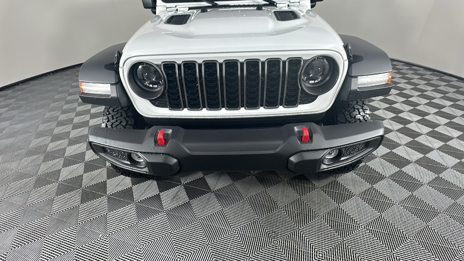 2024 Jeep Wrangler Rubicon 3