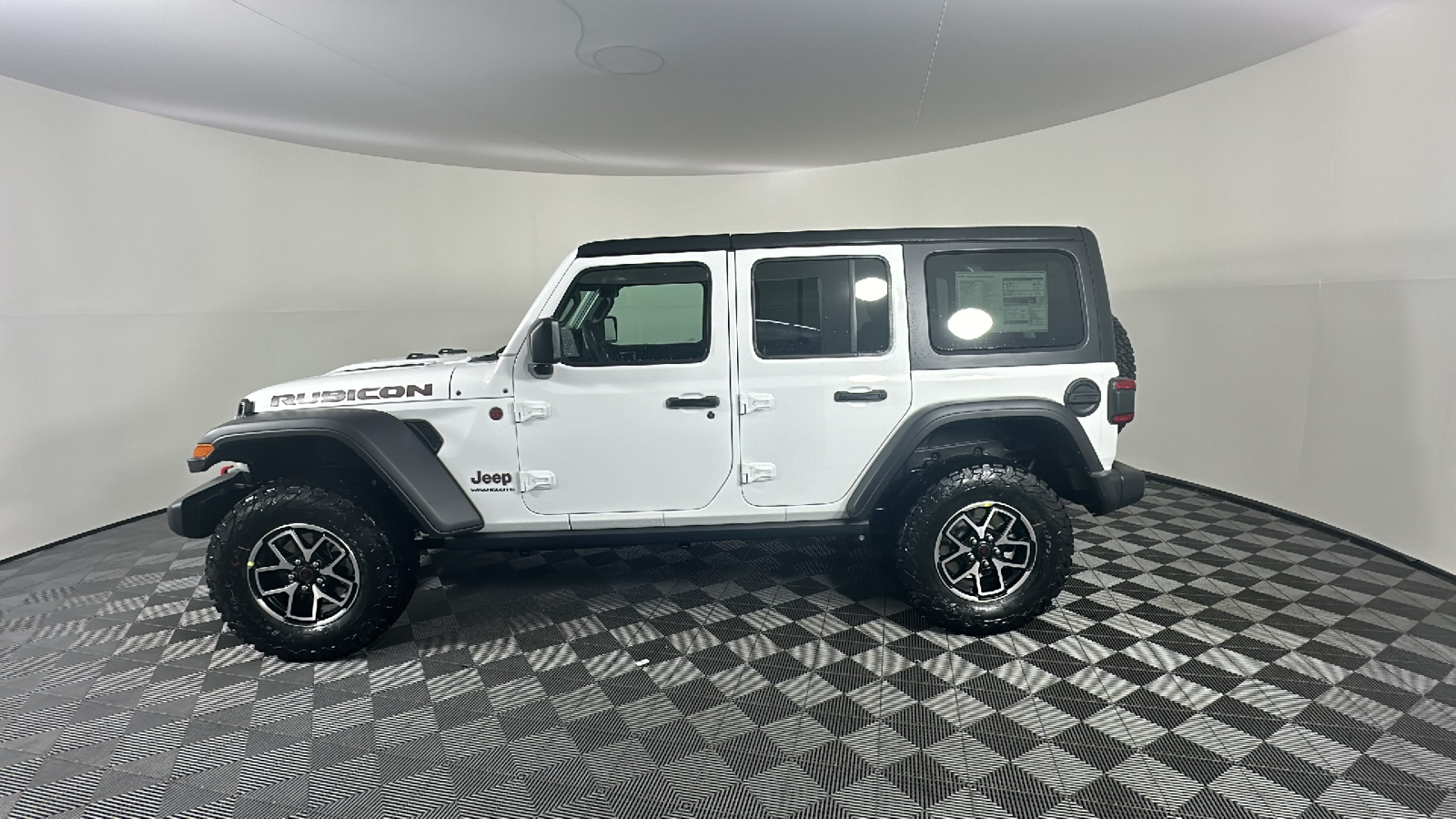 2024 Jeep Wrangler Rubicon 7