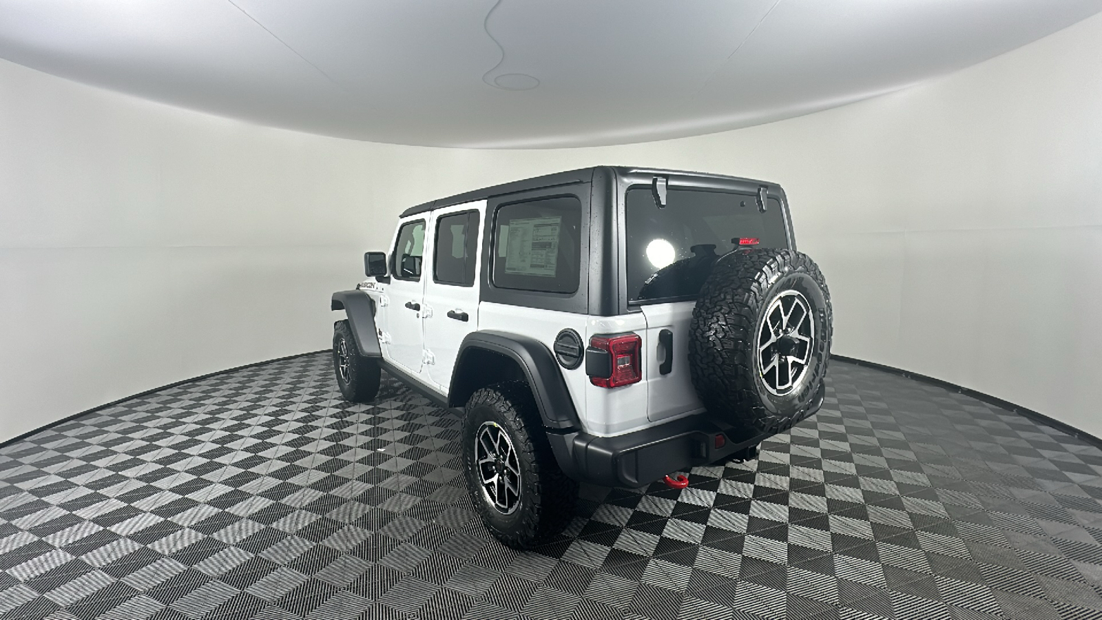 2024 Jeep Wrangler Rubicon 9