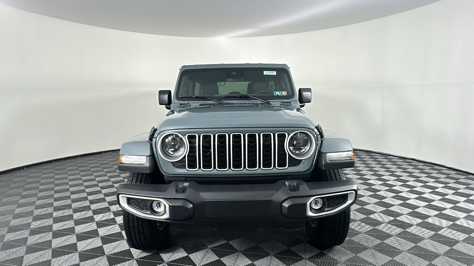 2024 Jeep Wrangler Sahara 4