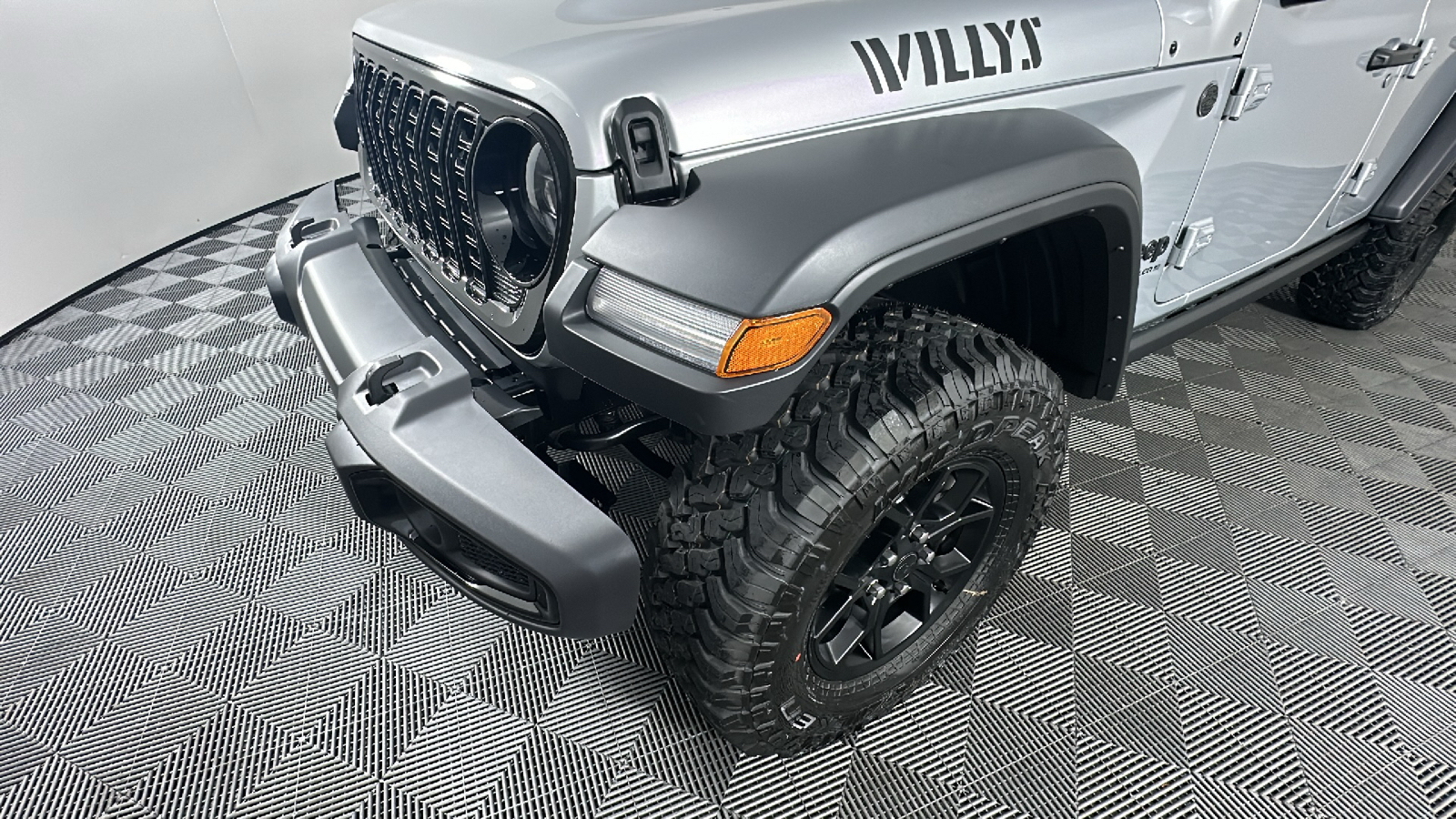 2024 Jeep Wrangler Willys 9