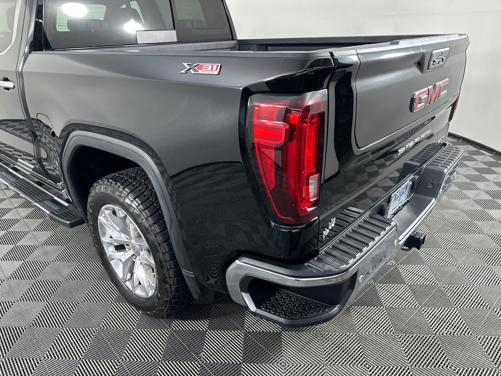 2022 GMC Sierra 1500 Limited SLT 12