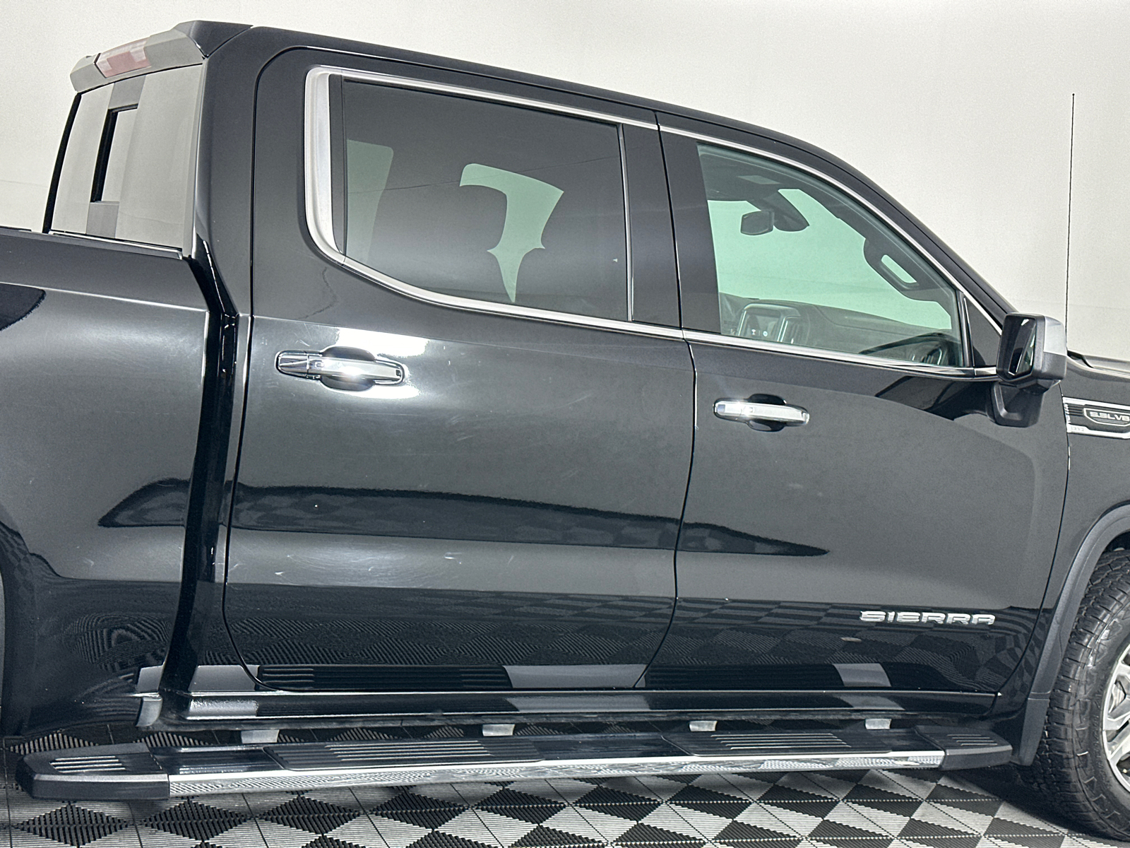 2022 GMC Sierra 1500 Limited SLT 21