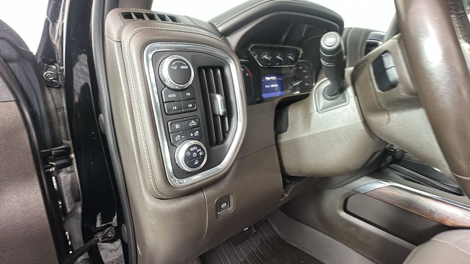 2022 GMC Sierra 1500 Limited SLT 32