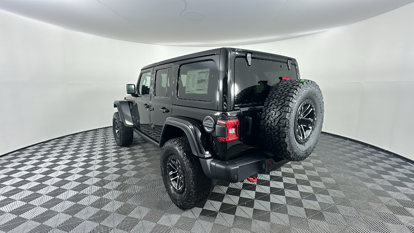 2024 Jeep Wrangler Rubicon X 10